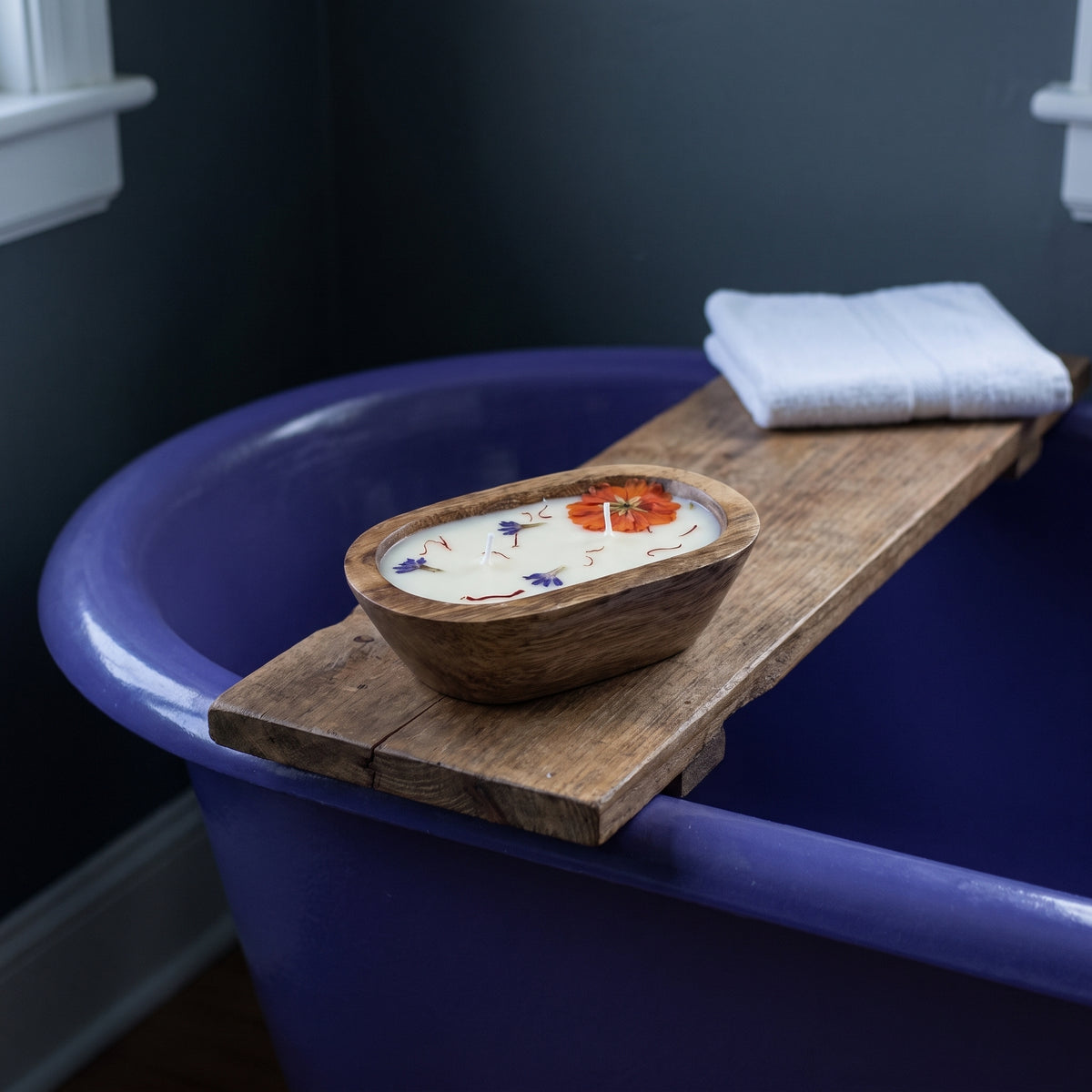 Saffron Hour Candle | Wooden Bowl Candle | Autumn Fragrance